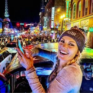 Meet your Posher, Kami